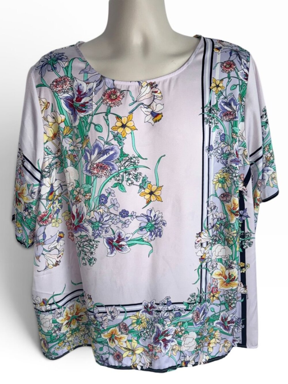 Liz Claiborne Lavender Floral Short Sleeve Blouse